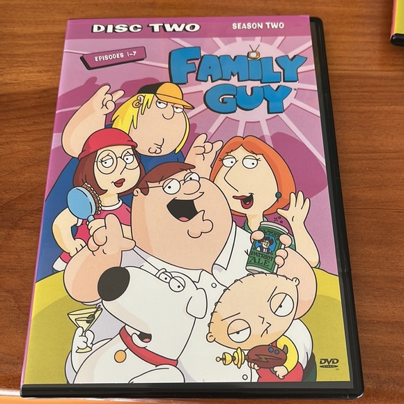 Family Guy DVDs, volume one, seasons 1 & 2, four DVDs, opened but barely… - Picture 7 of 15
